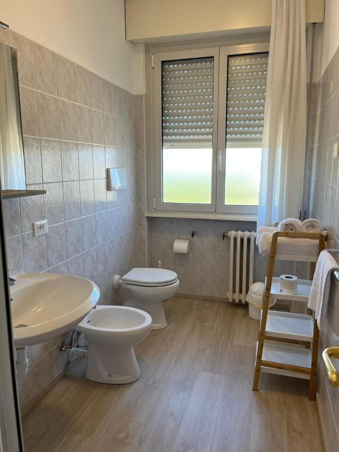 לאזיסה Albergo Aquila מראה חיצוני תמונה